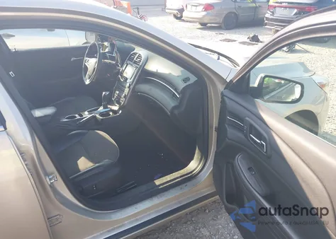 2016 Chevrolet Malibu Limited Lt z USA, uszkodzony, nr VIN 1G11C5SA6GF102496